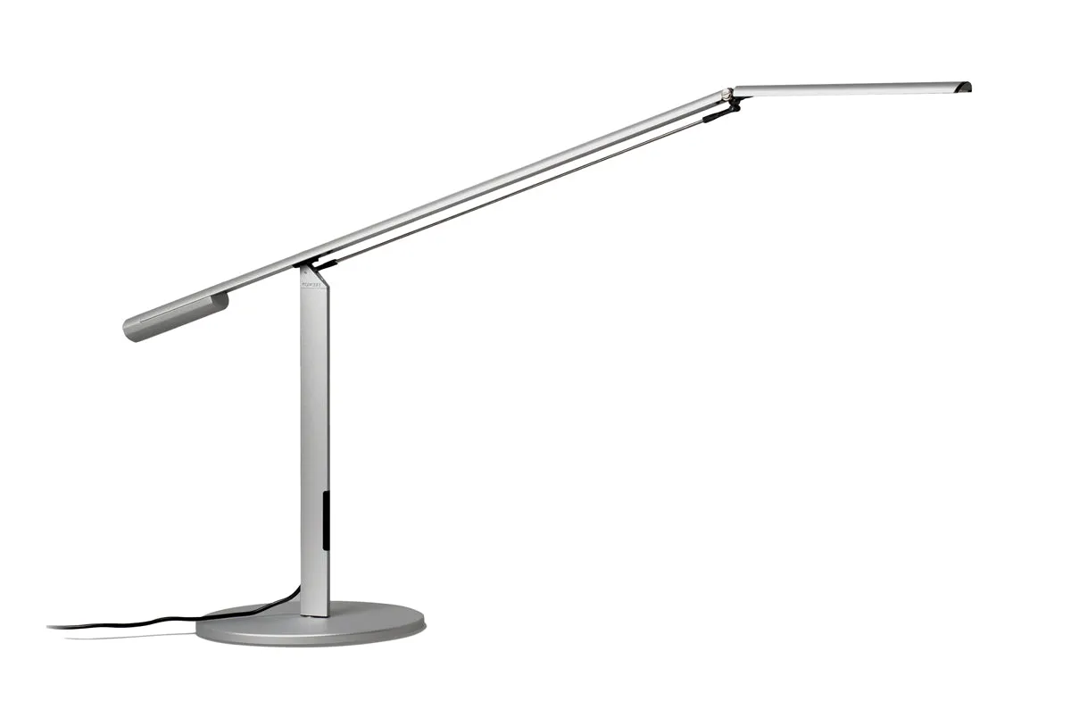 Equo Desk Lamp