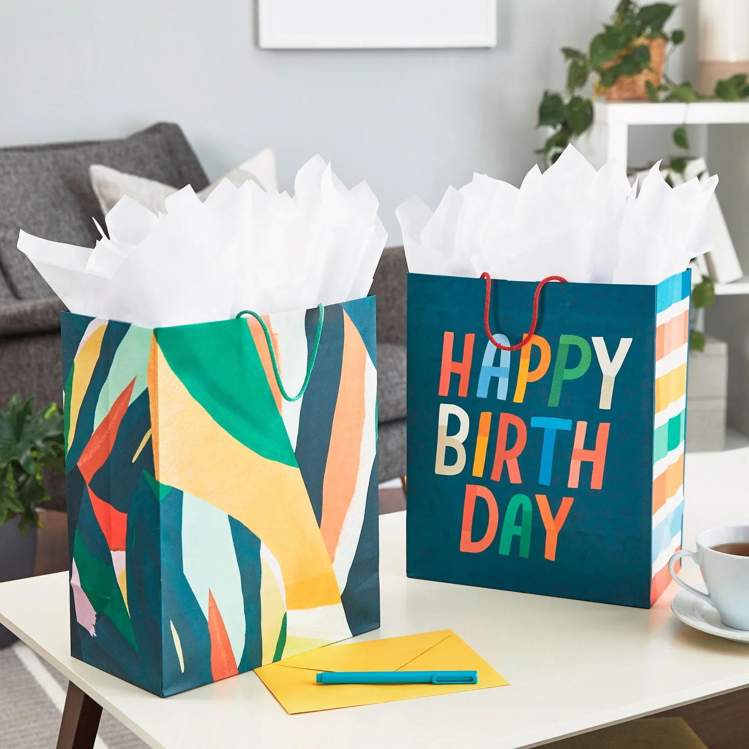 Hallmark 13'' Happy Birthday on Blue Large Gift Bag