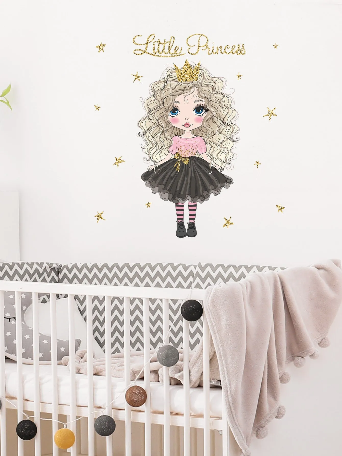 Little Princess Girl Wall Sticker Decorative Wall Art Decal Creative Design for