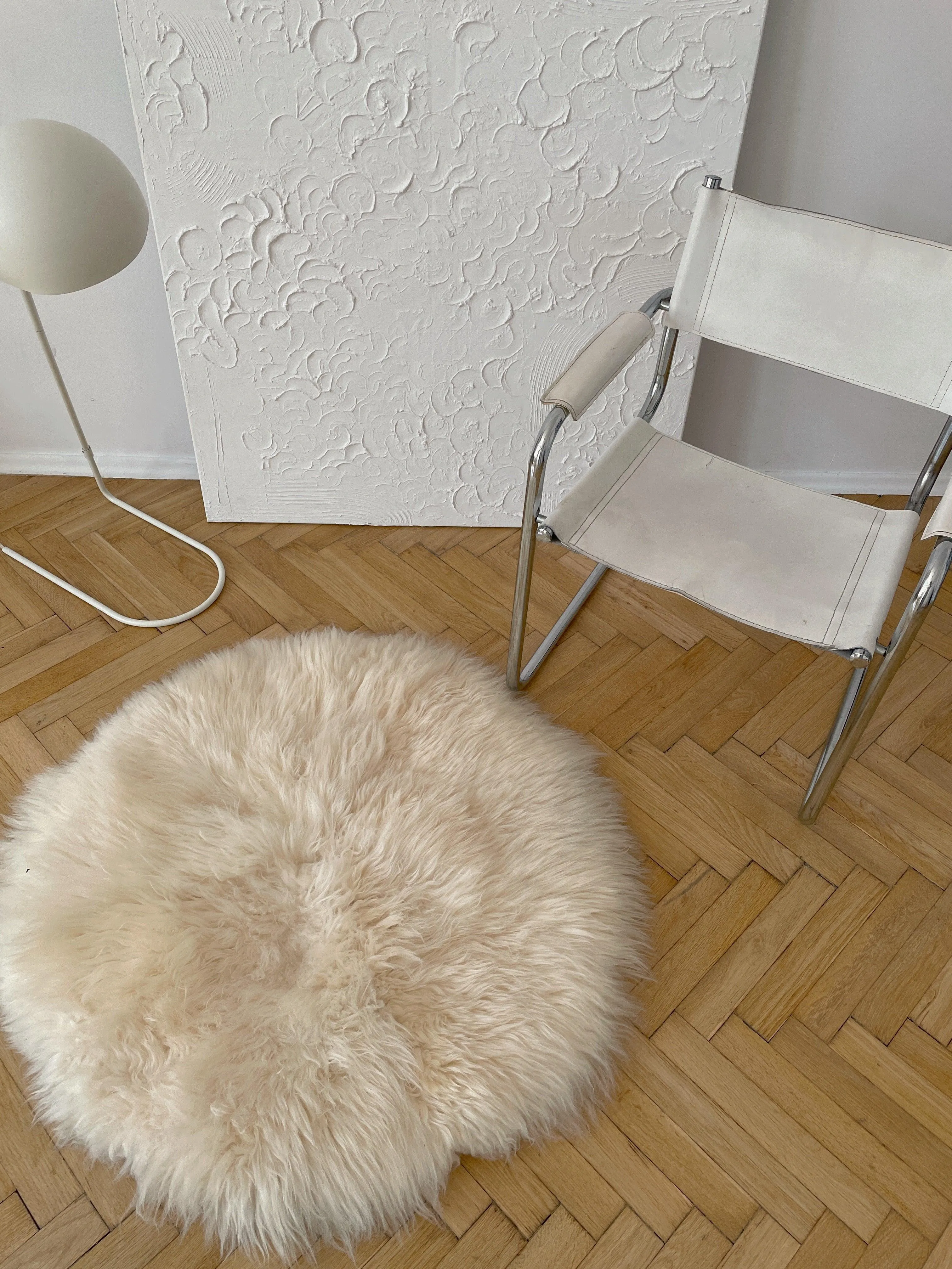 Natural Sheepskin Ivory Carpet - Round