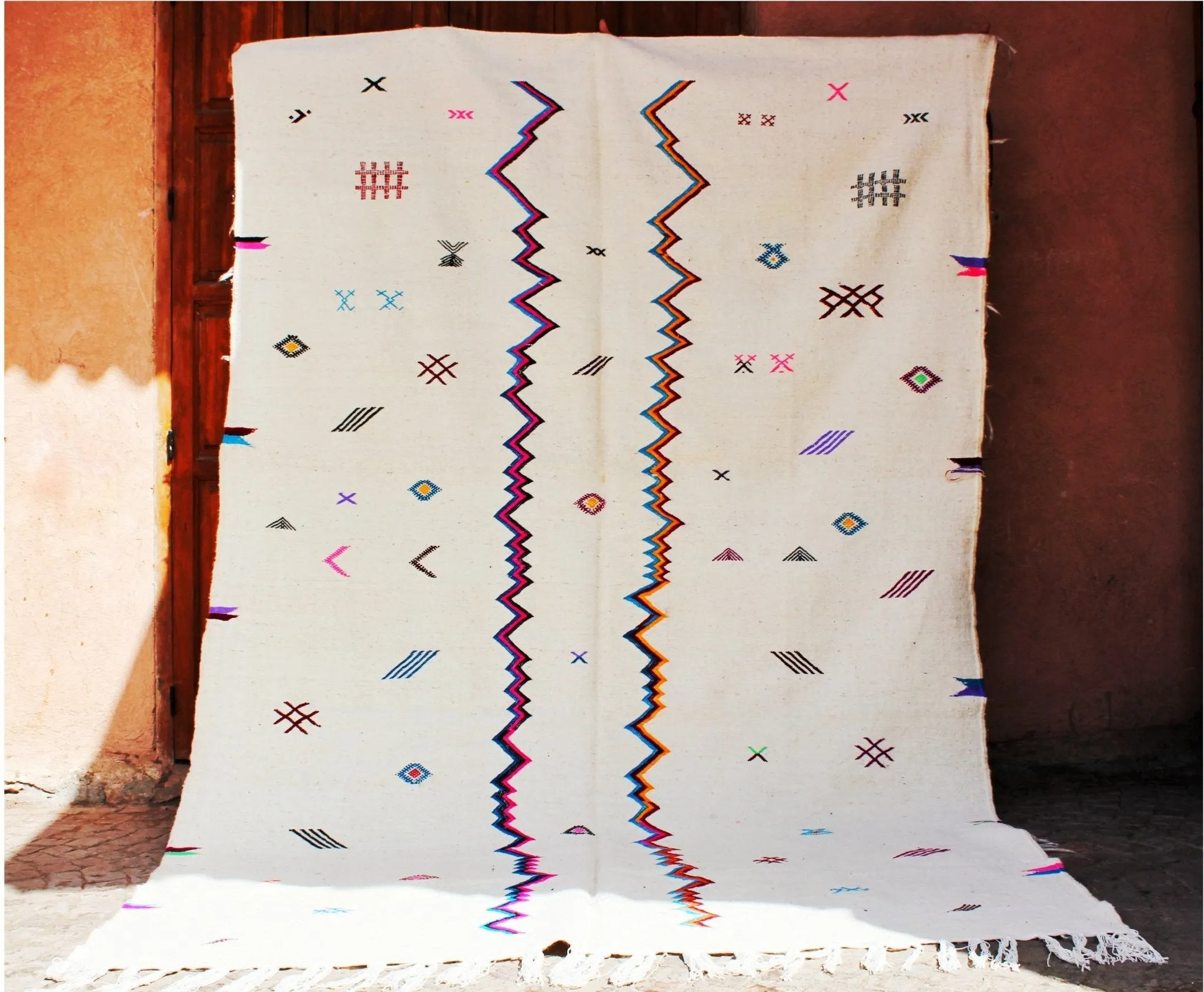 NOUMINSSA | Boujaad White Rug | 100% wool handmade in Morocco