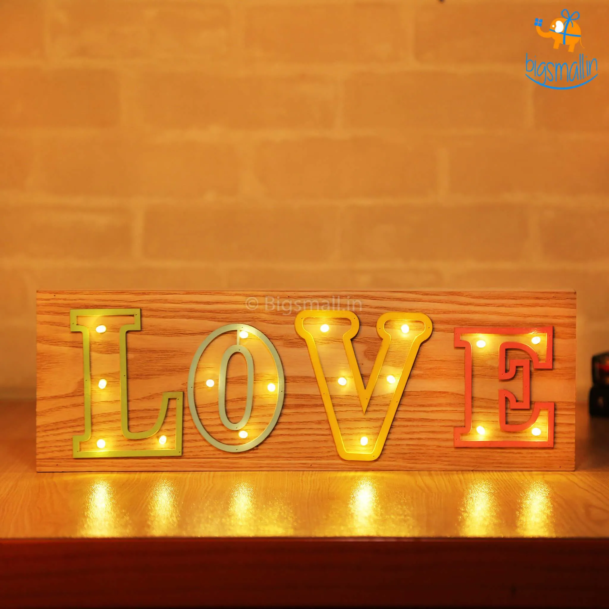 Wooden LED Love Lamp